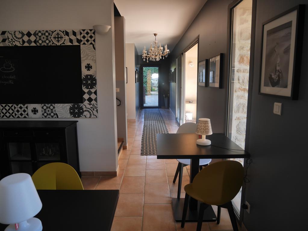 Le Relais D'Angelique Bed & Breakfast Lunel  Ngoại thất bức ảnh