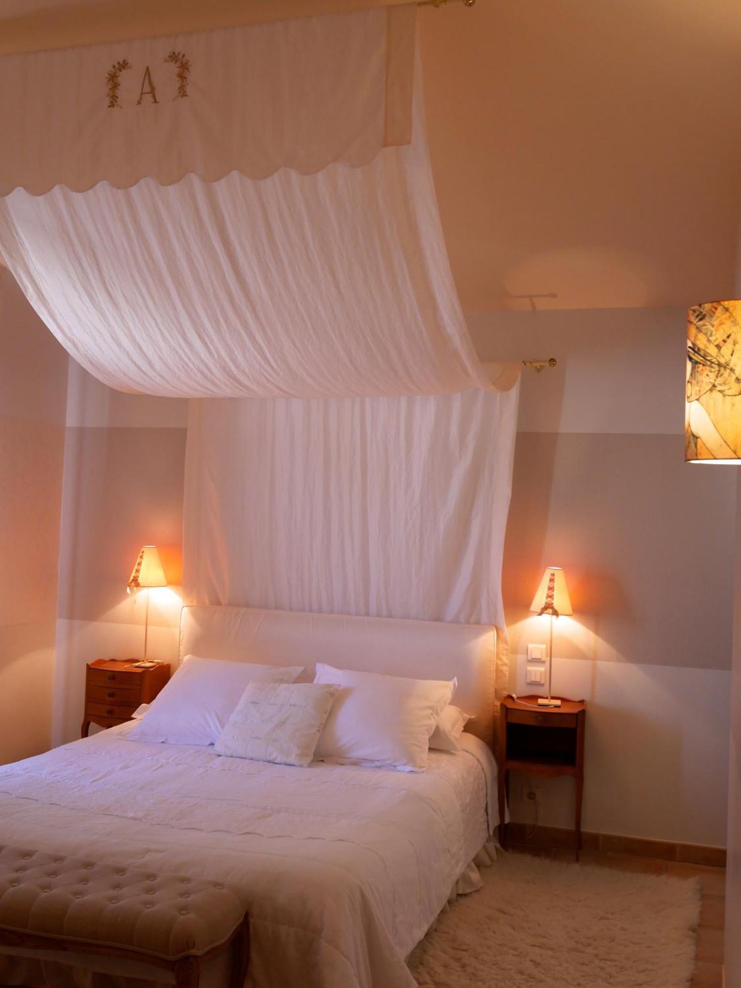 Le Relais D'Angelique Bed & Breakfast Lunel  Phòng bức ảnh