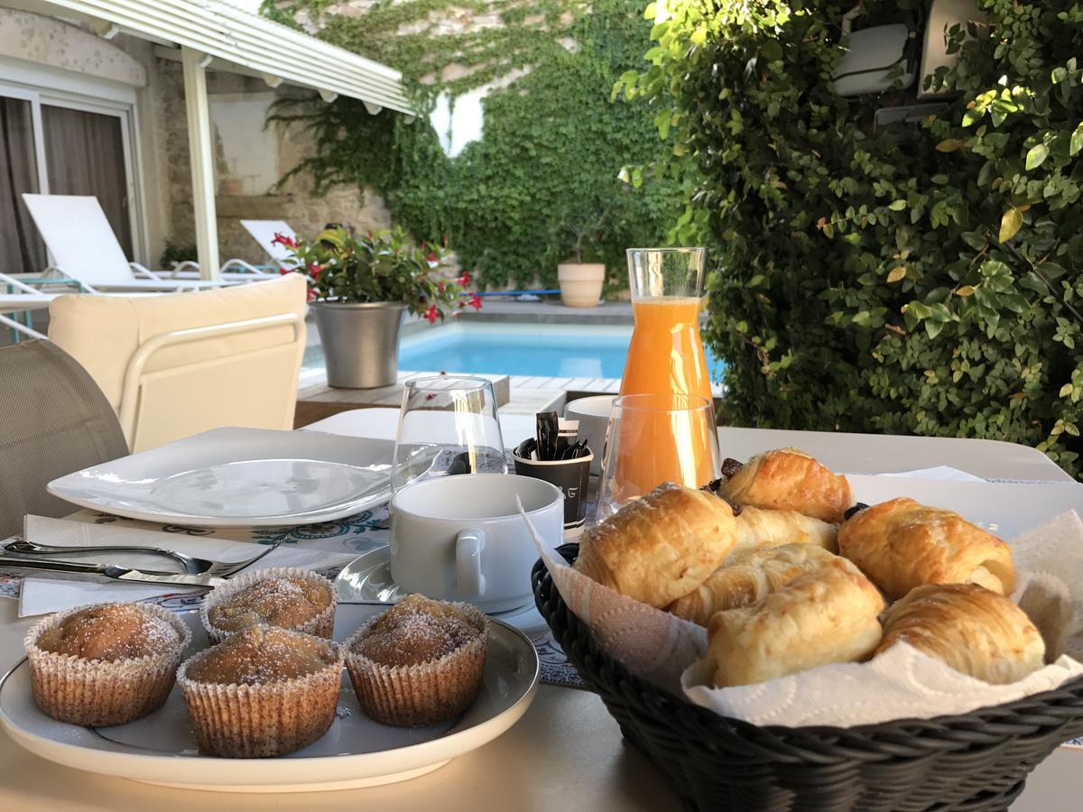 Le Relais D'Angelique Bed & Breakfast Lunel  Ngoại thất bức ảnh